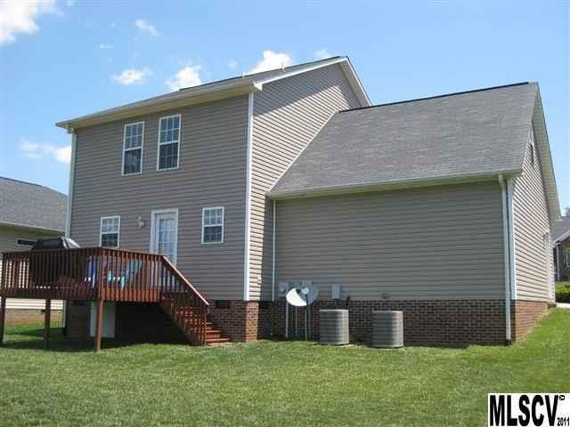 1623 Mayfair Dr, Conover, NC 28613