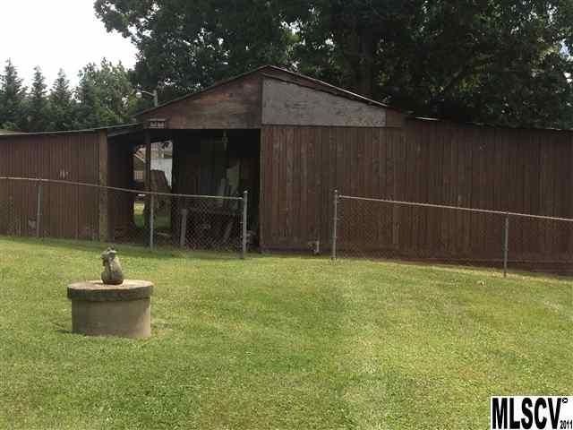 1054 Shiloh Rd, Claremont, NC 28610