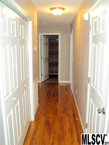 4077 Brickfield St, Hickory, NC 28602