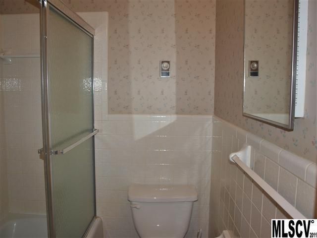 4022 Elizabeth St, Hickory, NC 28601