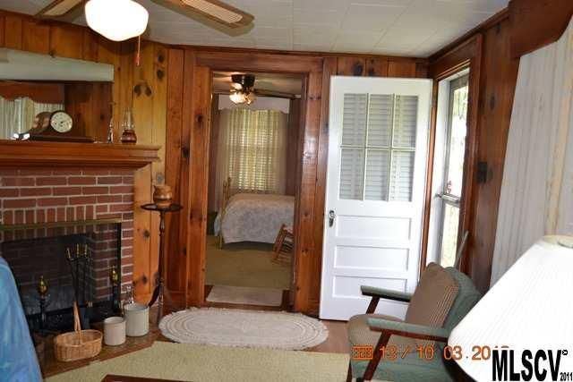 1640 16th St NE, Hickory, NC 28601