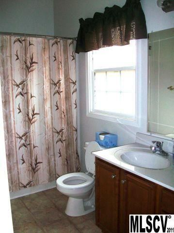 6277 Mountain Grove Rd, Hickory, NC 28602