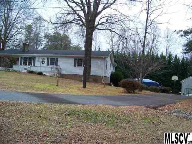 1141 Hefner Dr, Conover, NC 28613