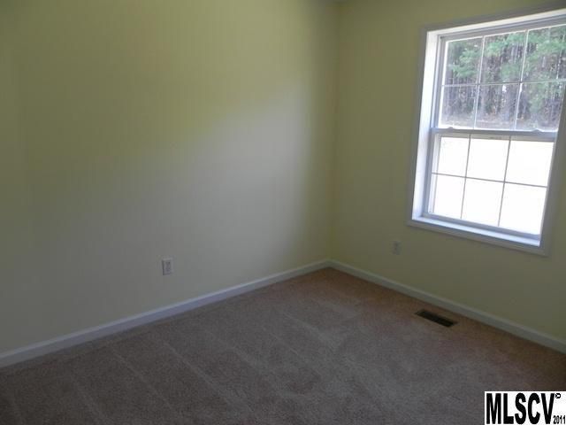 1491 Hamlet St, Lincolnton, NC 28092