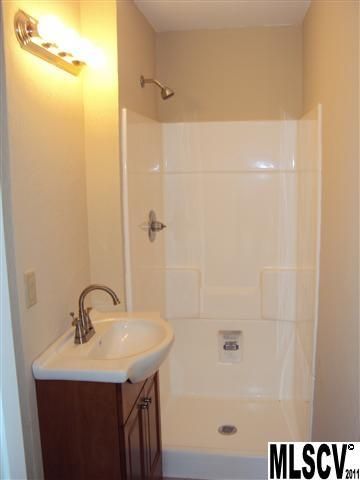 2208 Frye Ave, Hickory, NC 28602