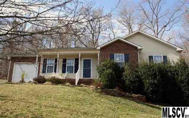1870 Green Leaf Ct, Conover, NC 28613
