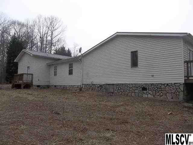 1514 Ringtail Rd, Claremont, NC 28610