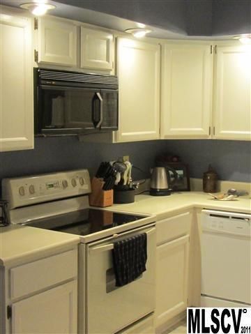 2225 6th St NW, Hickory, NC 28601