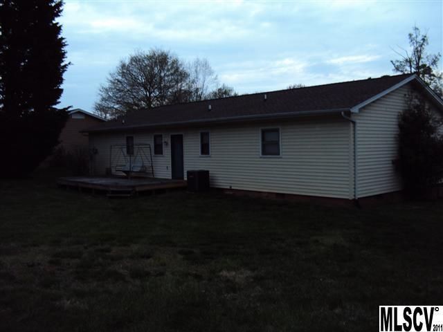 3340 46th Ave NE, Hickory, NC 28601