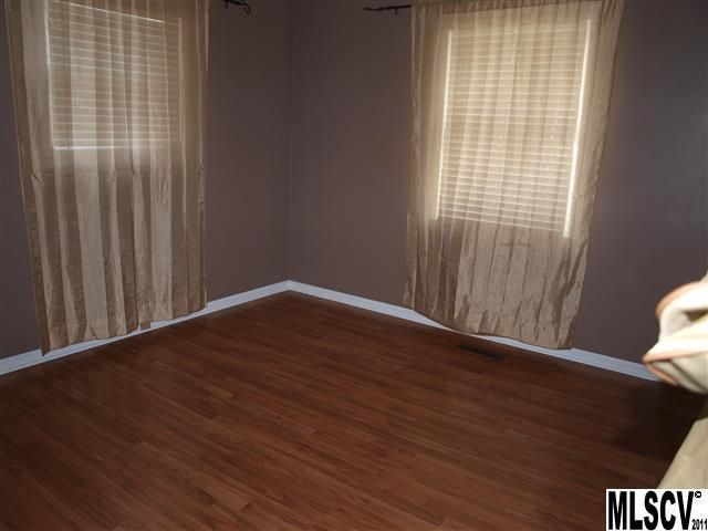 3788 River Rd, Hickory, NC 28602