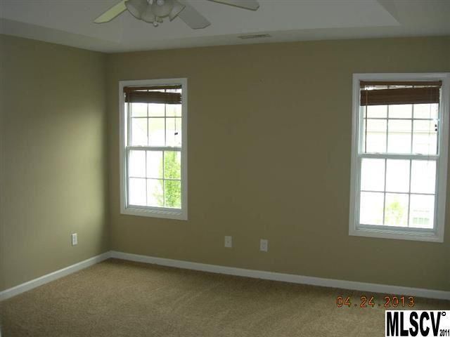 225 19th Ave SE, Hickory, NC 28602