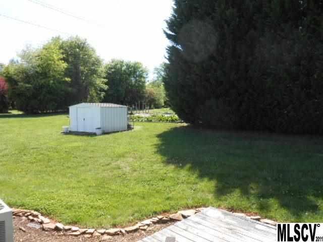 2635 2nd St NE, Hickory, NC 28601