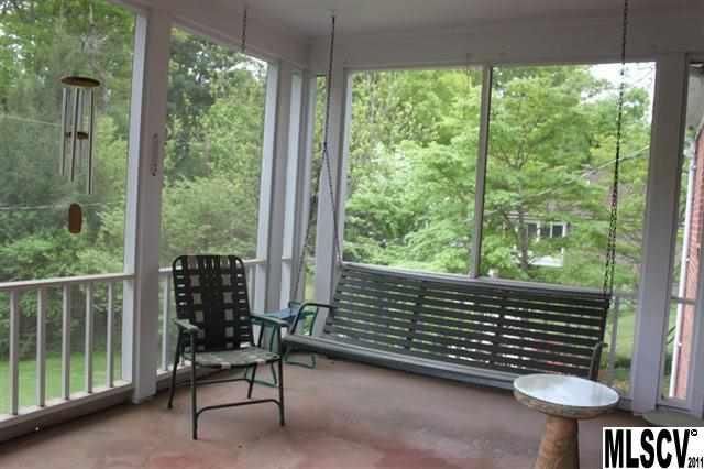 560 5th St NW, Hickory, NC 28601