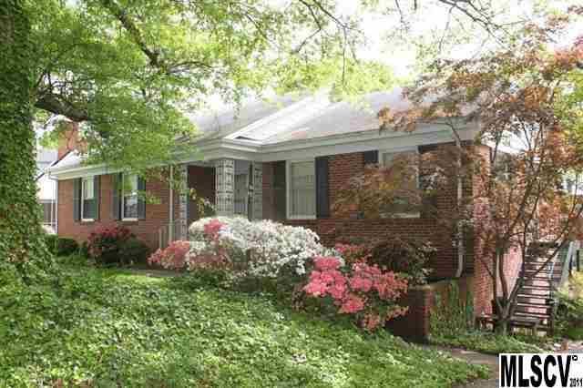 560 5th St NW, Hickory, NC 28601