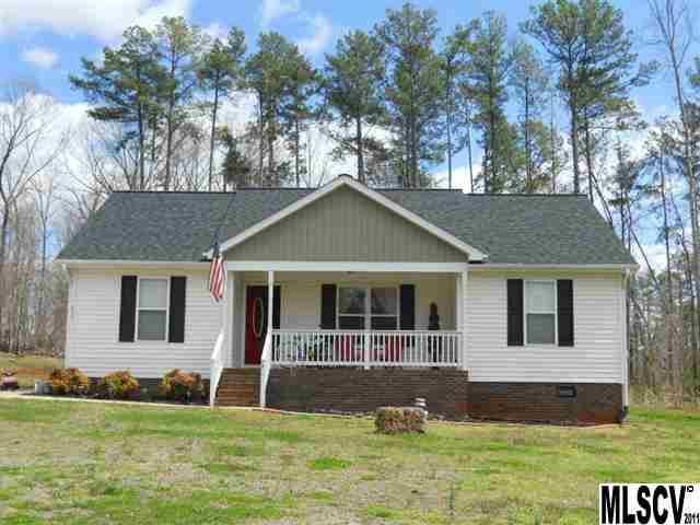 930 Hillard Ln, Lincolnton, NC 28092