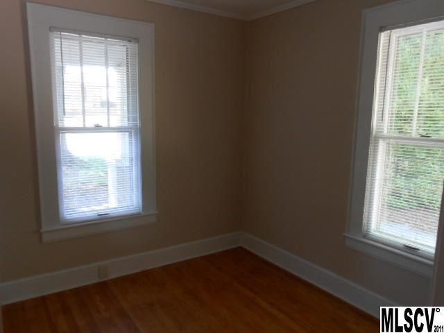 149 27th St SW, Hickory, NC 28602