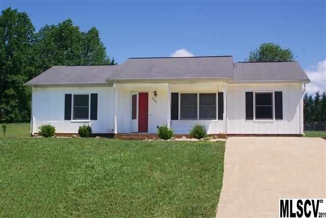 2204 Angle Dr, Conover, NC 28613