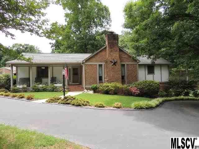 104 8th St NE, Conover, NC 28613