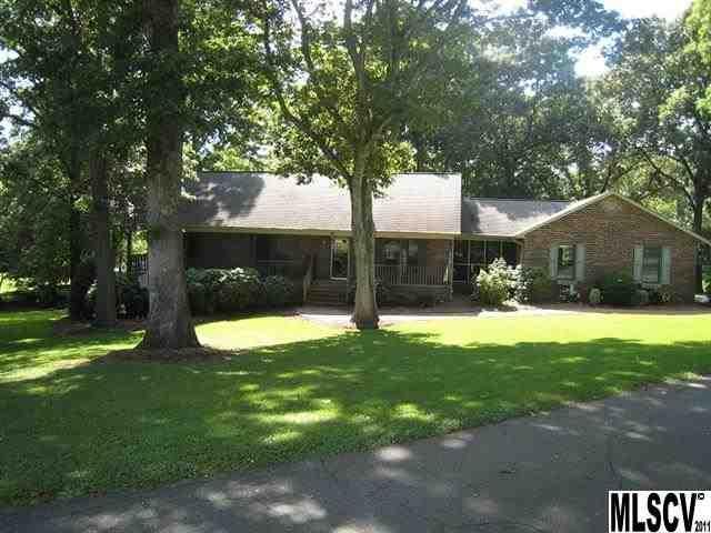 106 1st St Pl SE, Conover, NC 28613