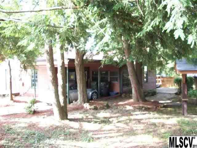 3931 N Center St, Hickory, NC 28601