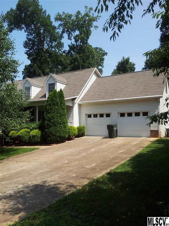 917 43rd Ave Ct NE, Hickory, NC 28601
