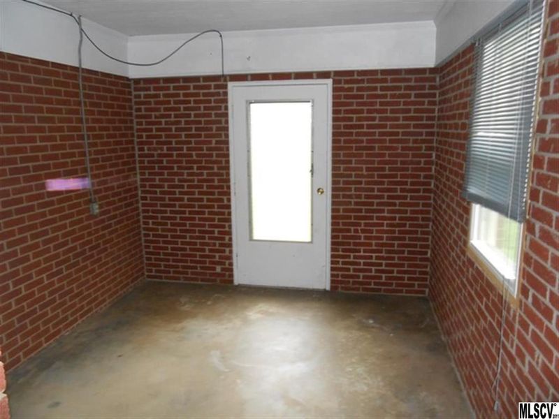 228 E End Ave, Statesville, NC 28677