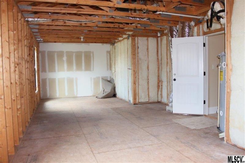1991 Talbot Ln, Hickory, NC 28602