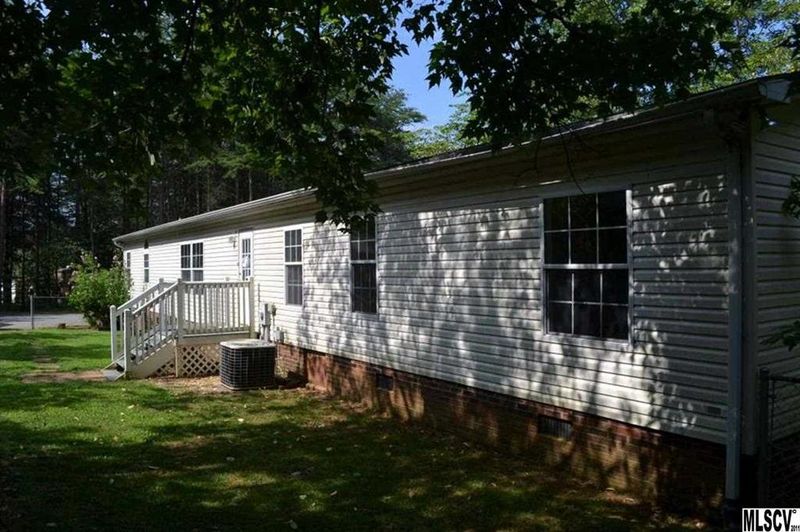 3740 Caribou Dr, Sherrills Ford, NC 28673