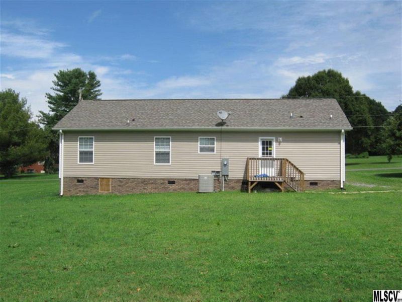 1076 Mcdowell Cir, Conover, NC 28613