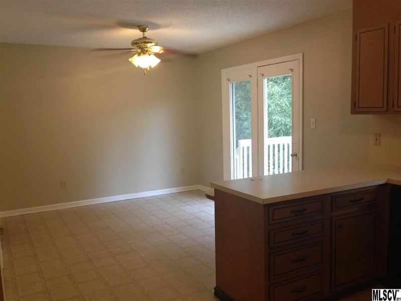 1525 24th St SW, Hickory, NC 28602