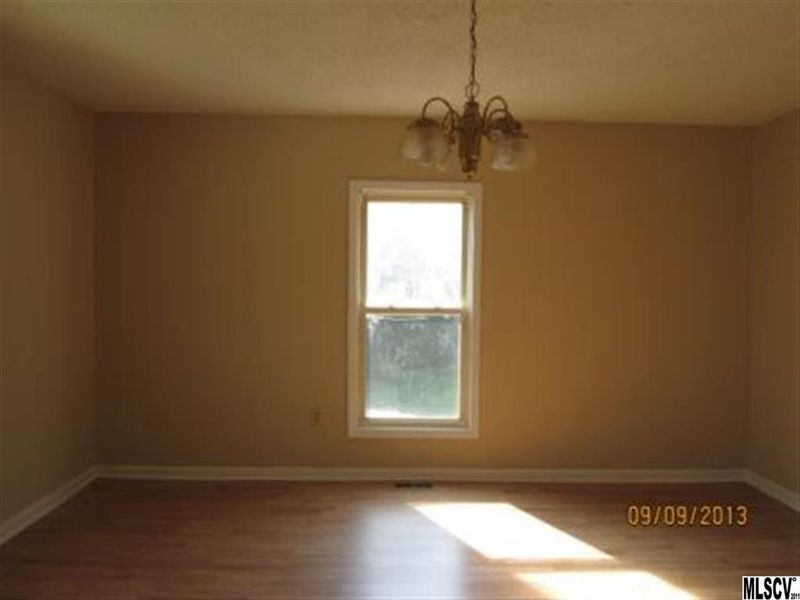 742 6th Ave SW, Hickory, NC 28602