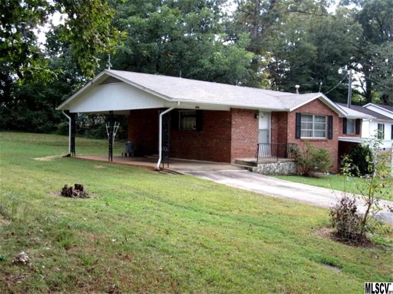 2525 12th Ave SW, Hickory, NC 28602