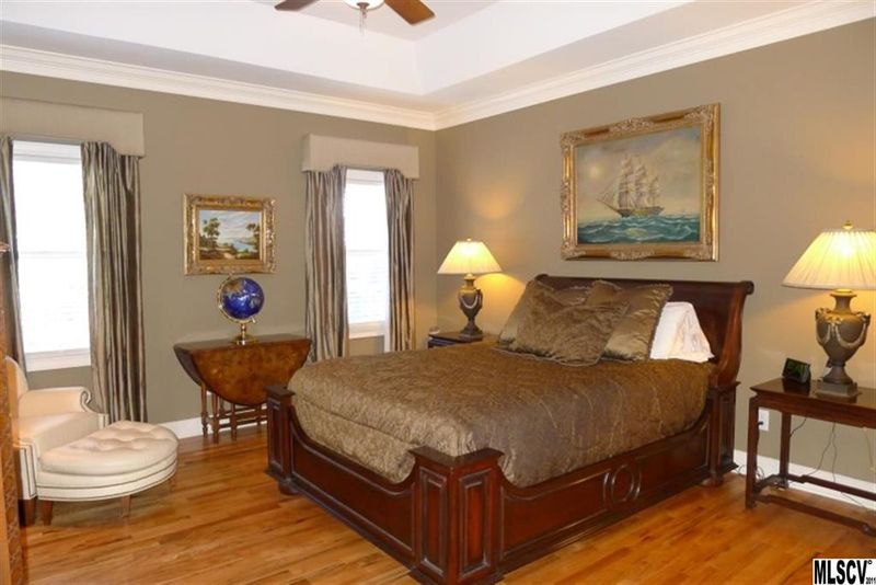 1431 20th Avenue Pl NE, Hickory, NC 28601