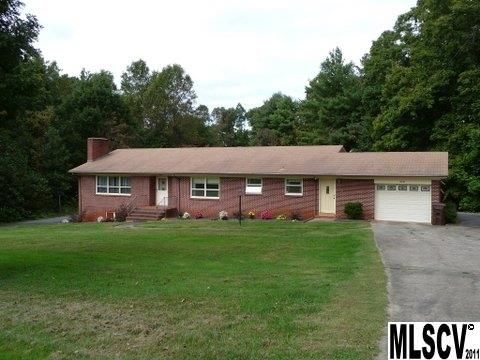 2731 Highland Ave NE, Hickory, NC 28601