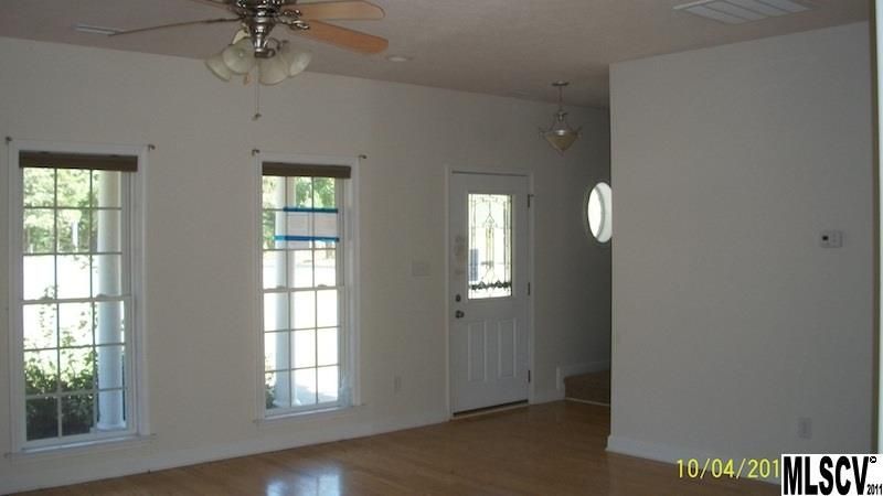 4041 River Rd, Hickory, NC 28602
