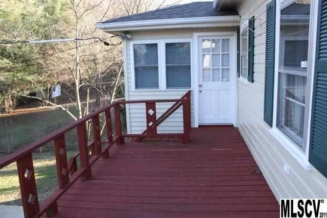 1440 11th St NW, Hickory, NC 28601