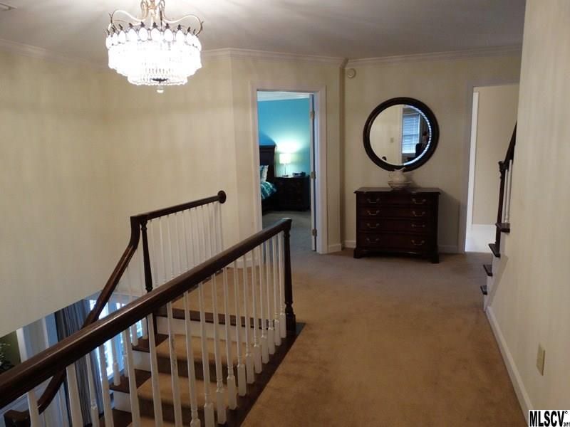 4140 3rd St NW, Hickory, NC 28601