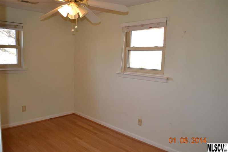 2650 Magnolia St, Conover, NC 28613