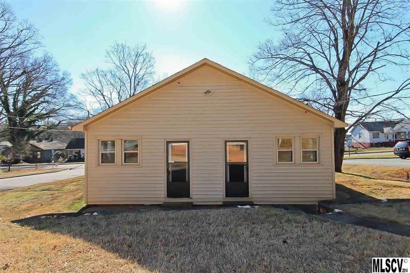 202 West D St, Newton, NC 28658