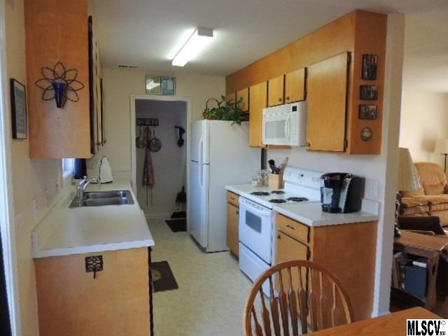 3184 Samuel St, Newton, NC 28658