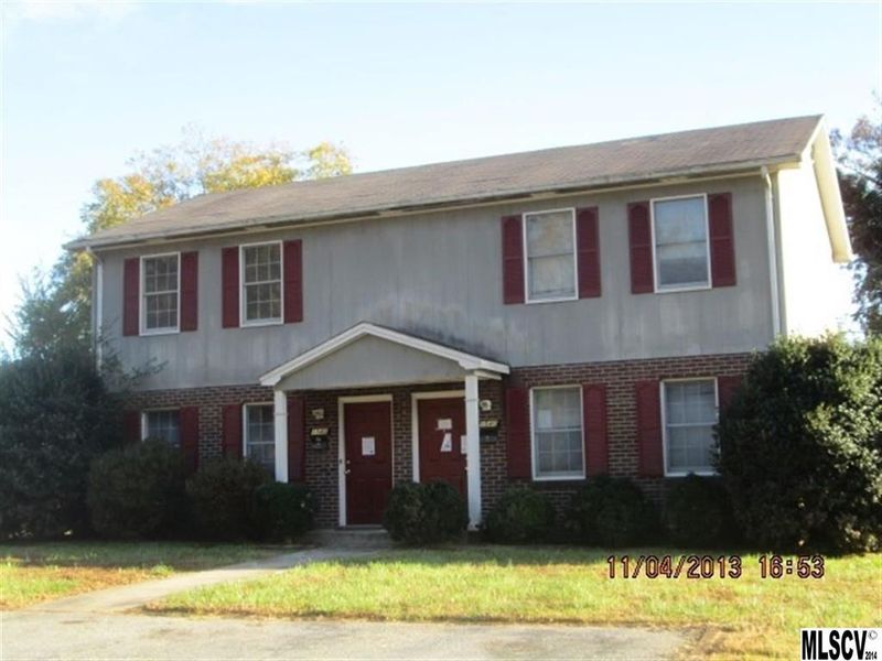1540 17th Ave NE, Hickory, NC 28601