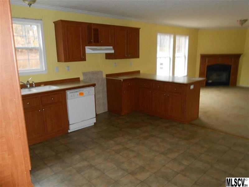 1011 Daniel Dr, Stanley, NC 28164