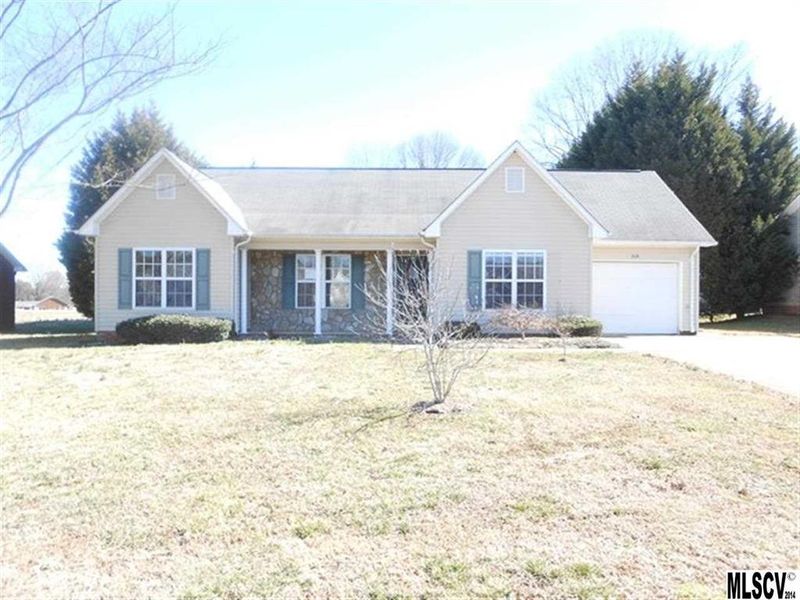 709 Gemcrest Dr, Conover, NC 28613