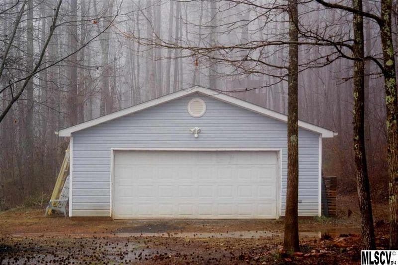 2955 Cabin Creek Dr, Catawba, NC 28609
