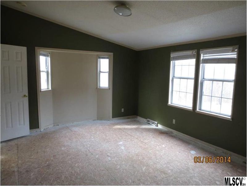 4721 Charlotte St, Conover, NC 28613