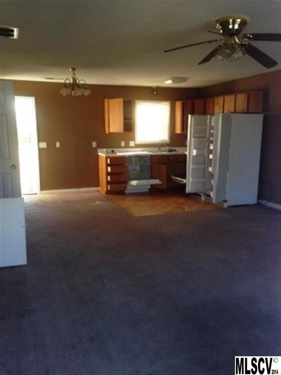 1067 19th St NE #A, Hickory, NC 28601