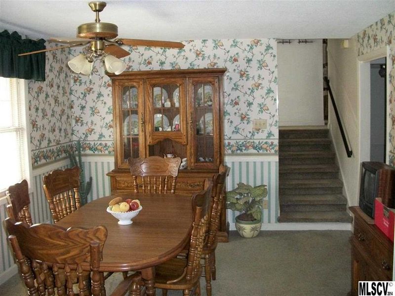 2509 Milton St, Newton, NC 28658