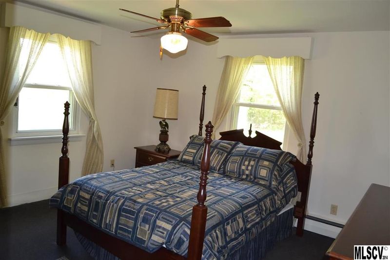 2520 33rd St Pl NE, Hickory, NC 28601