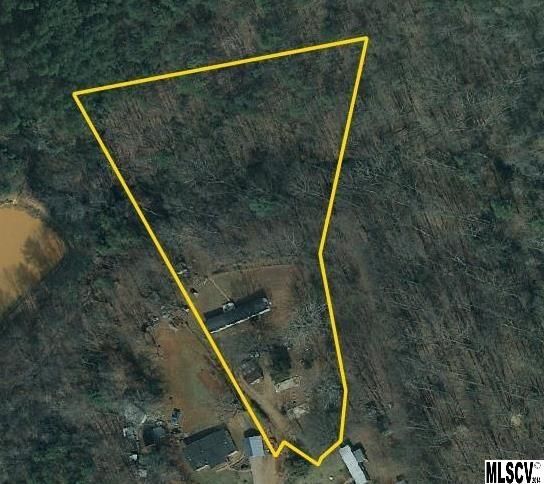 1950 Turn Four Dr, Hickory, NC 28602