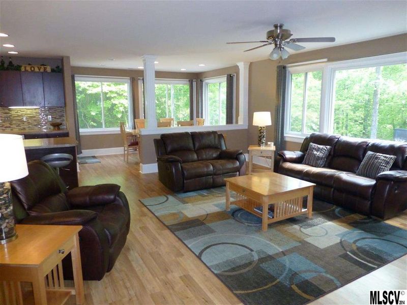 406 County Home Rd, Conover, NC 28613